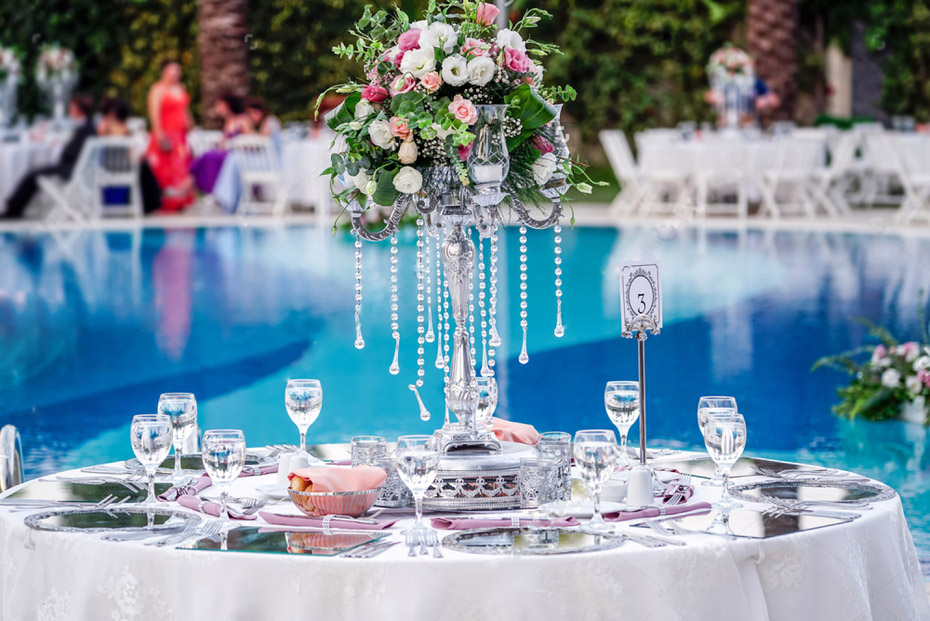 Swimming pool - Wedding set up