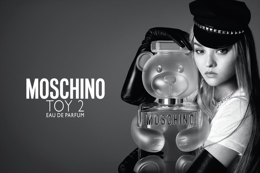 Moschino Toy 2 khiến bao cô gái si mê ngay từ cái nhìn đầu tiên ...
