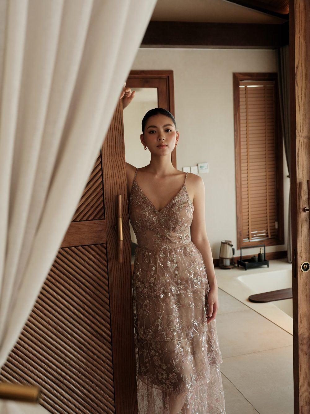 LINH BUI - 26