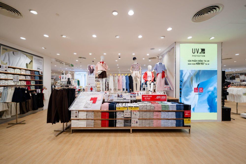 UNIQLO ra mắt - 3