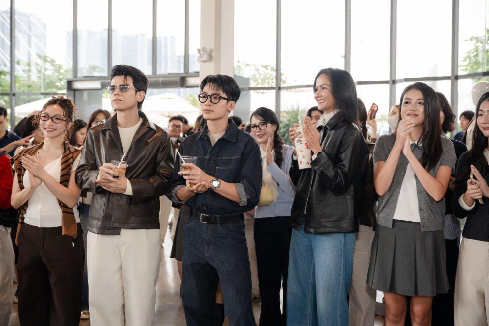 UNIQLO ra mắt - 19